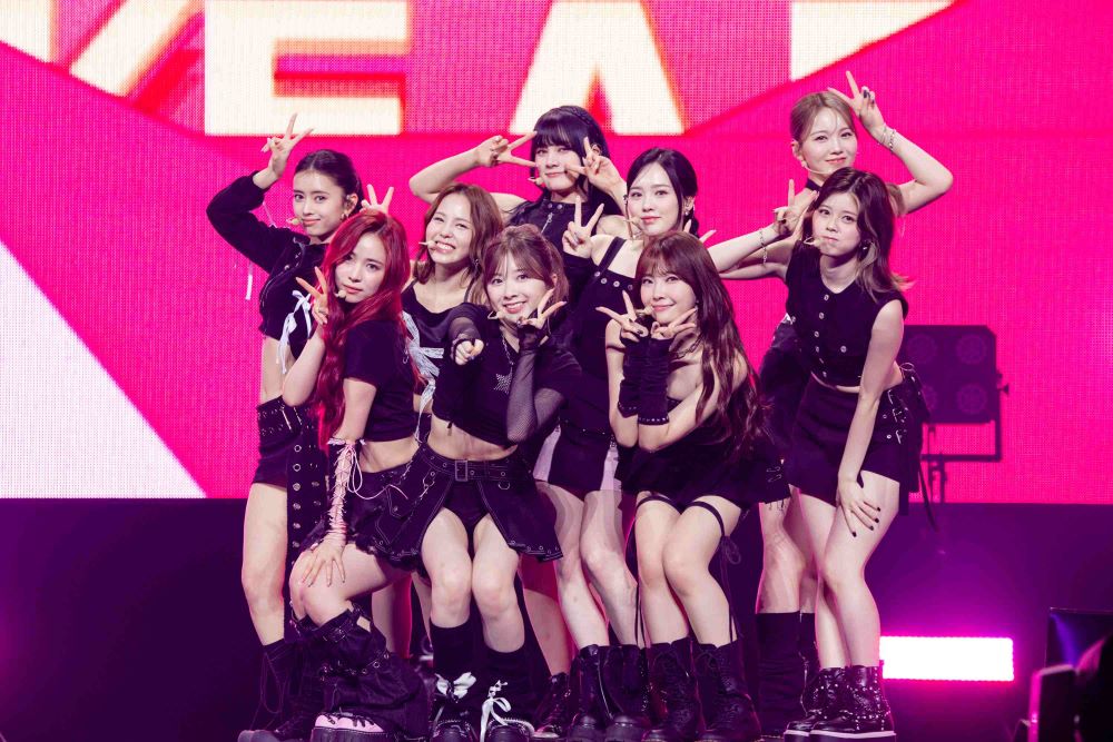 NiziU、Kアリーナ横浜にて開催された、テレビ朝日開局65周年記念ライブ